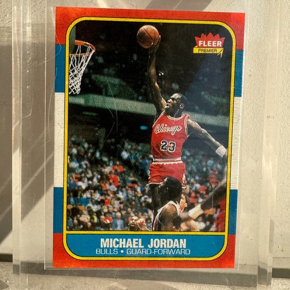 1986 FLEER MICHAEL JORDAN ROOKIE CARD #157 - Picture 1 of 2
